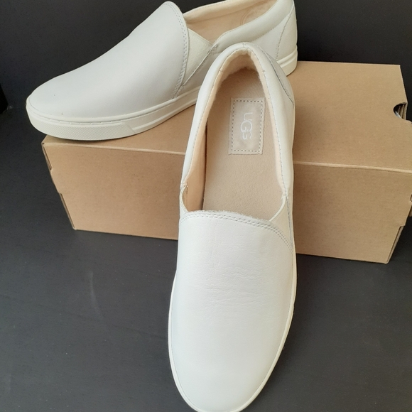 SALE! New UGG Kitlyn Leather Sneakers sz 10 - Picture 6 of 9